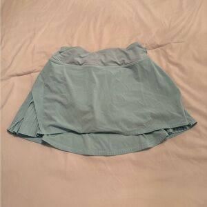 Light blue size 6 discontinued Lulu skirt with pleated sides